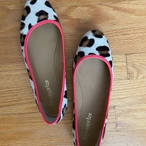 Animal print ballerinas - size 8.5